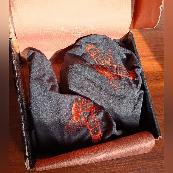 BNIB RARE Freebird Desert White with Black straps women's size 10 - Picture 3 of 16